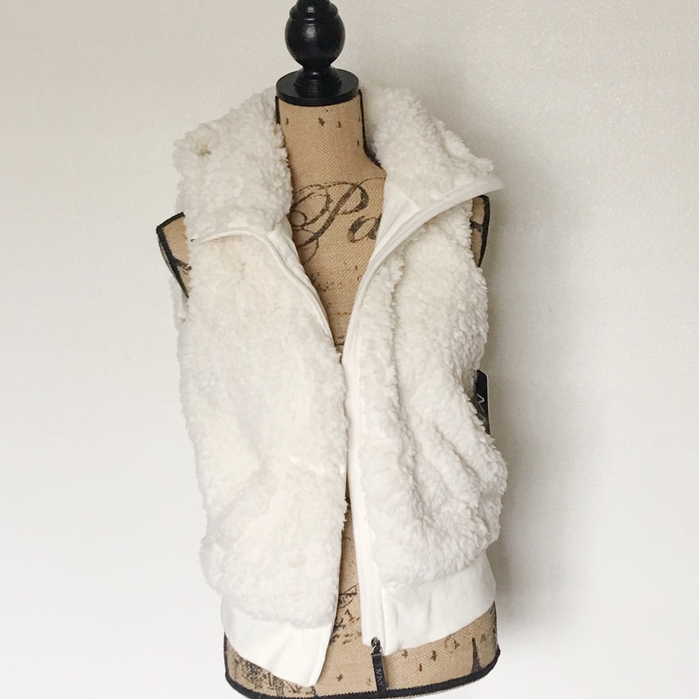 Andrew Marc Faux fur Hooded Vest